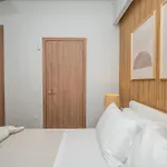 Aurelia Apartment