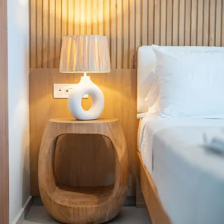 Aurelia Apartment